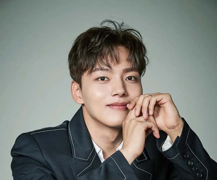 El actor Coreano, Yeo Jin-goo